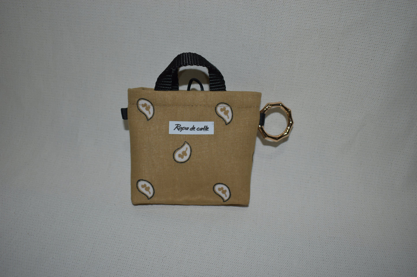 Micro bodeguita keychain bag (Beige)